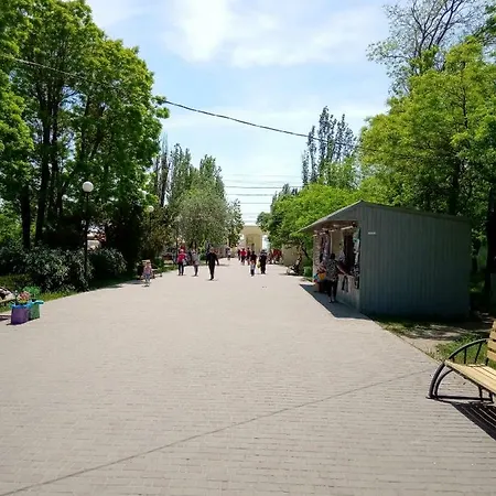 Квартира В 5 Мин От Пляжа Лузановка *